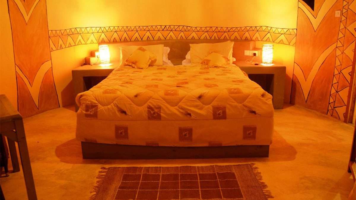 Lake-bunyonyi-birdnest-1200x675