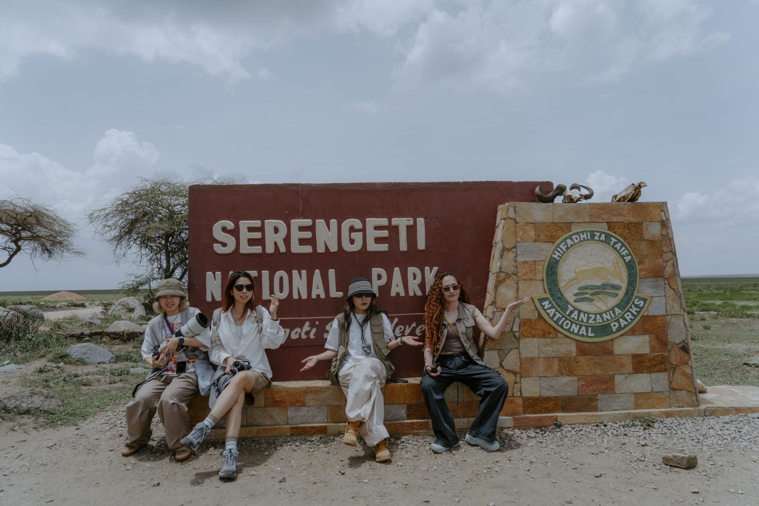 9 Days Tanzania Safari and Zanzibar Beach | Serengeti, Ngorongoro & Island Escape