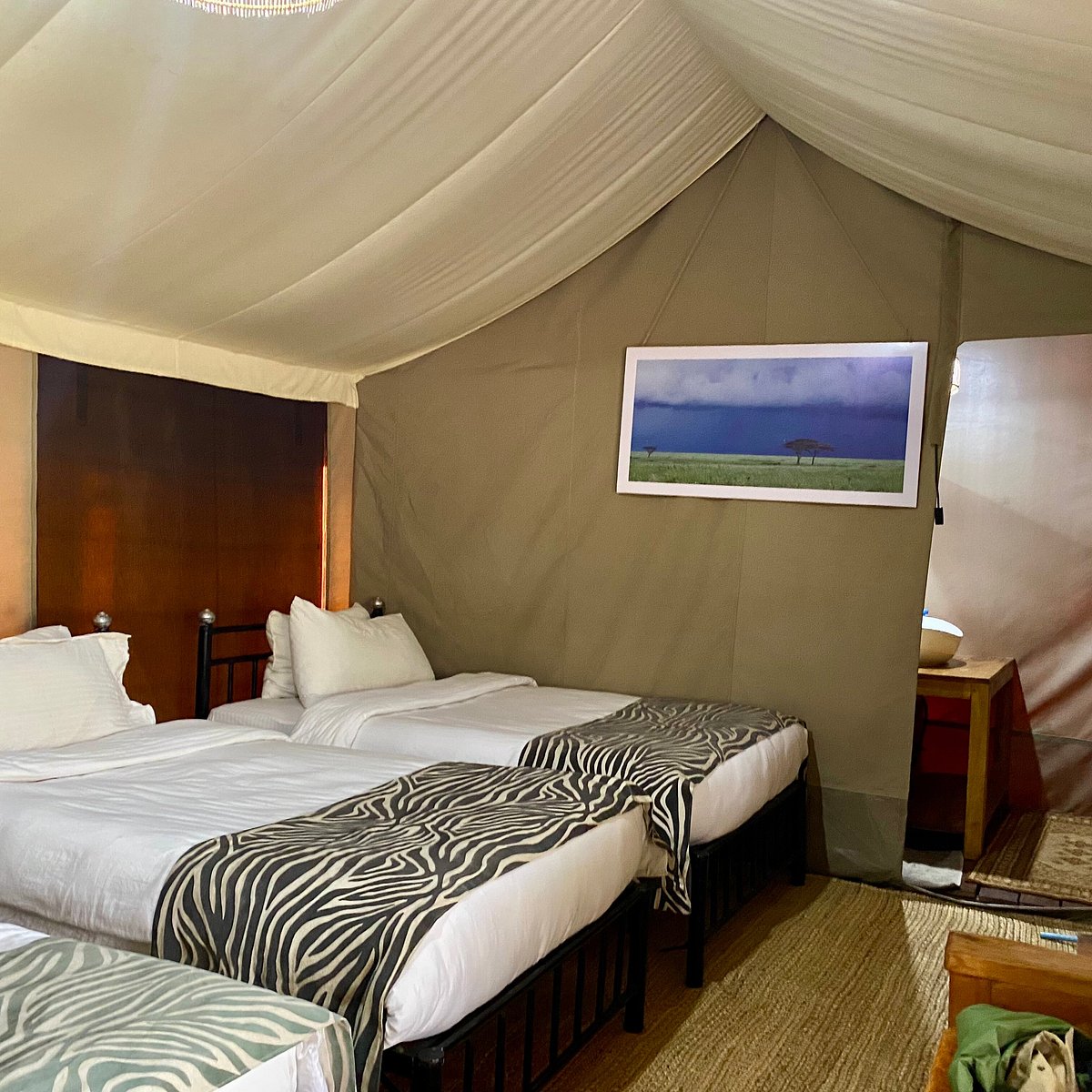 kontiki serengeti camp