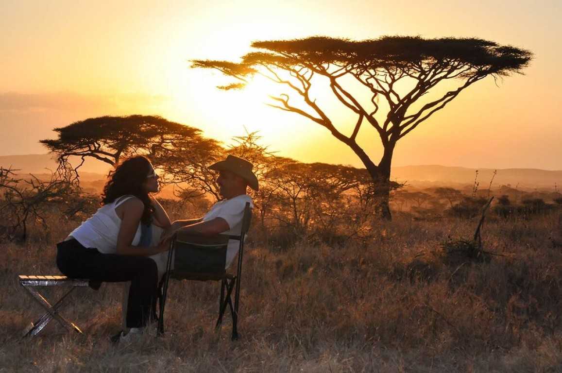 5 Days Luxury Couples Safari from Zanzibar – Serengeti & Ngorongoro